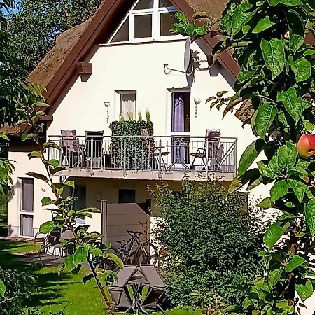 Strandnahes Ferienzimmer Mit Balkon Apartmán *